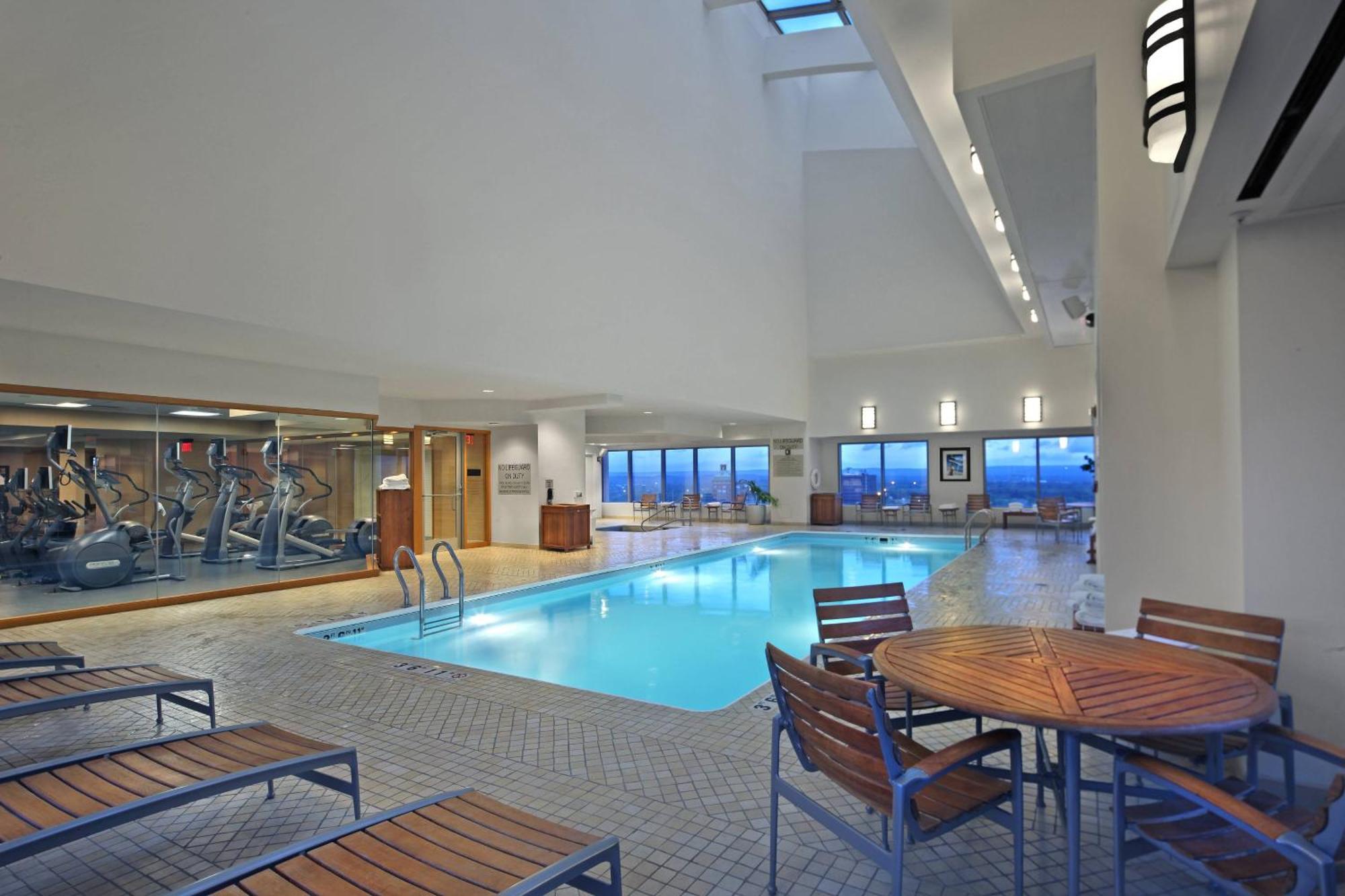 Hartford Marriott Downtown Hotel Exterior photo