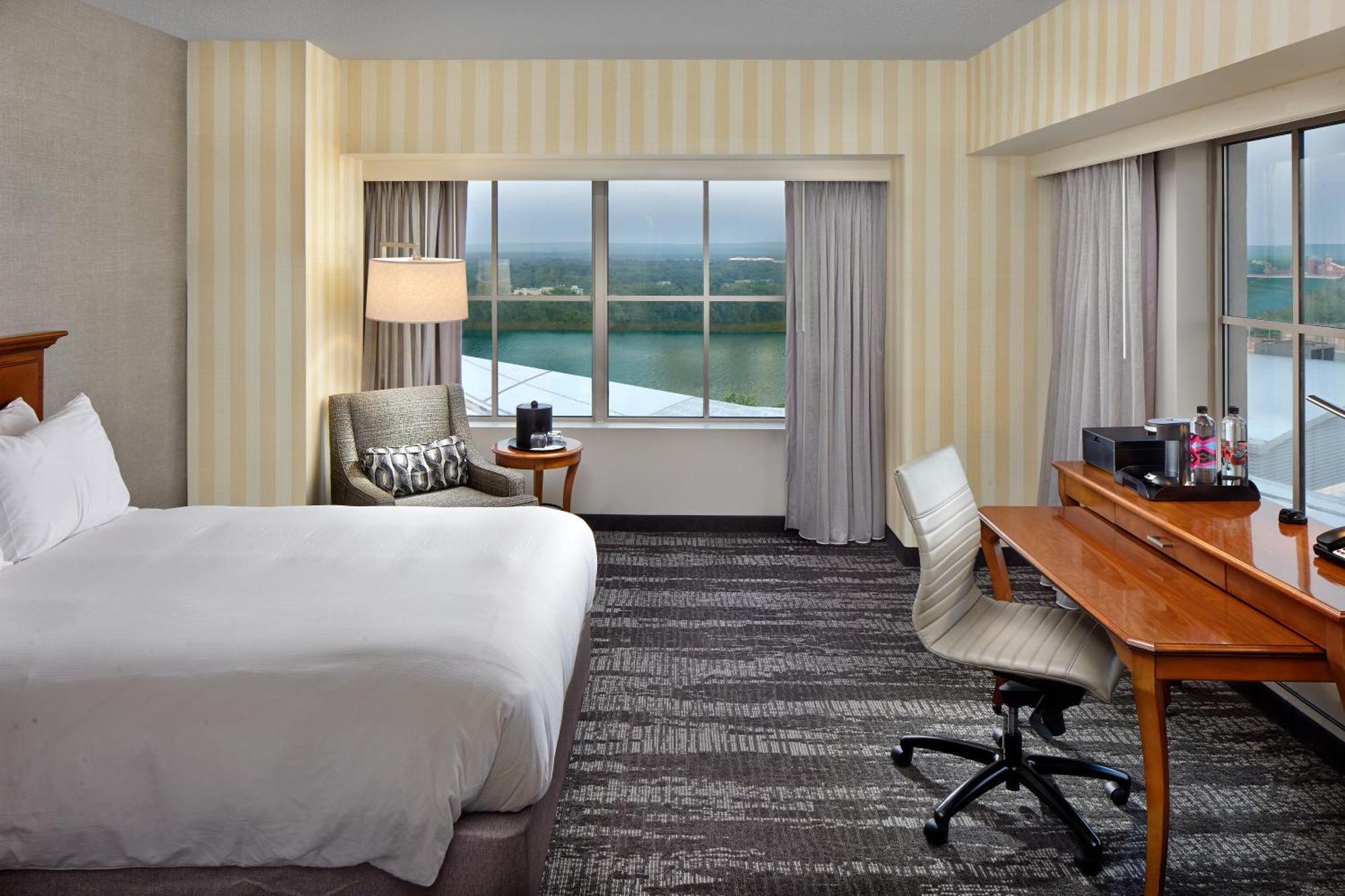 Hartford Marriott Downtown Hotel Exterior photo